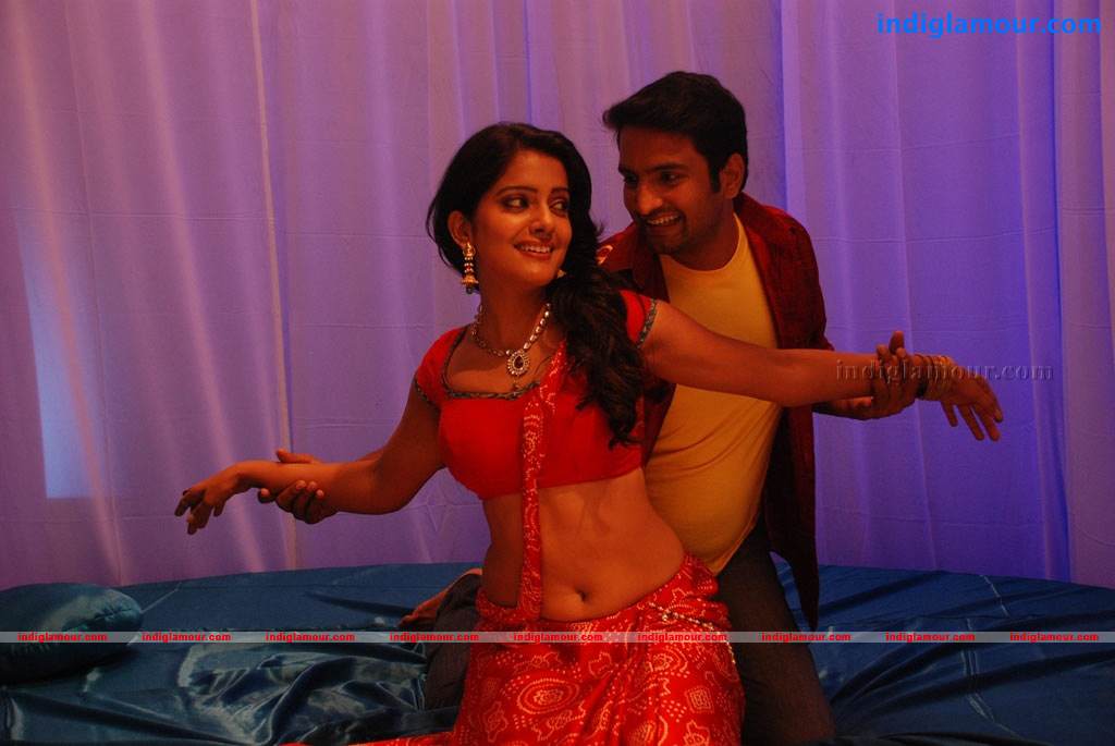 Kanna Laddu Thinna Aasaiya Movie hd photo