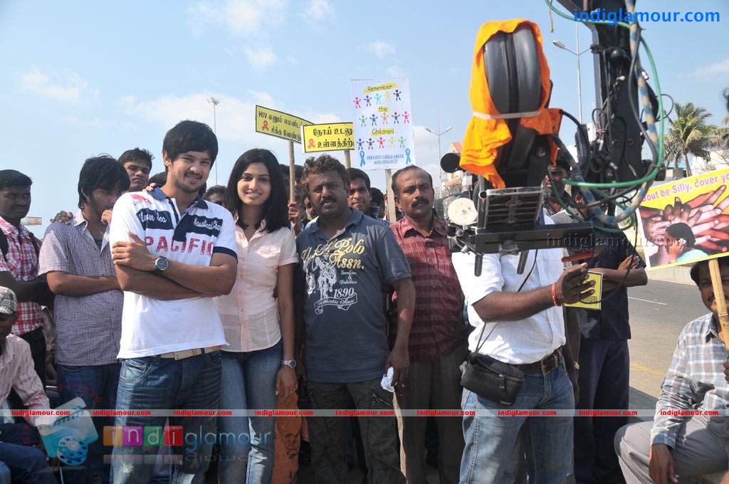 Naan Rajavaga Pogiren Movie hd photo