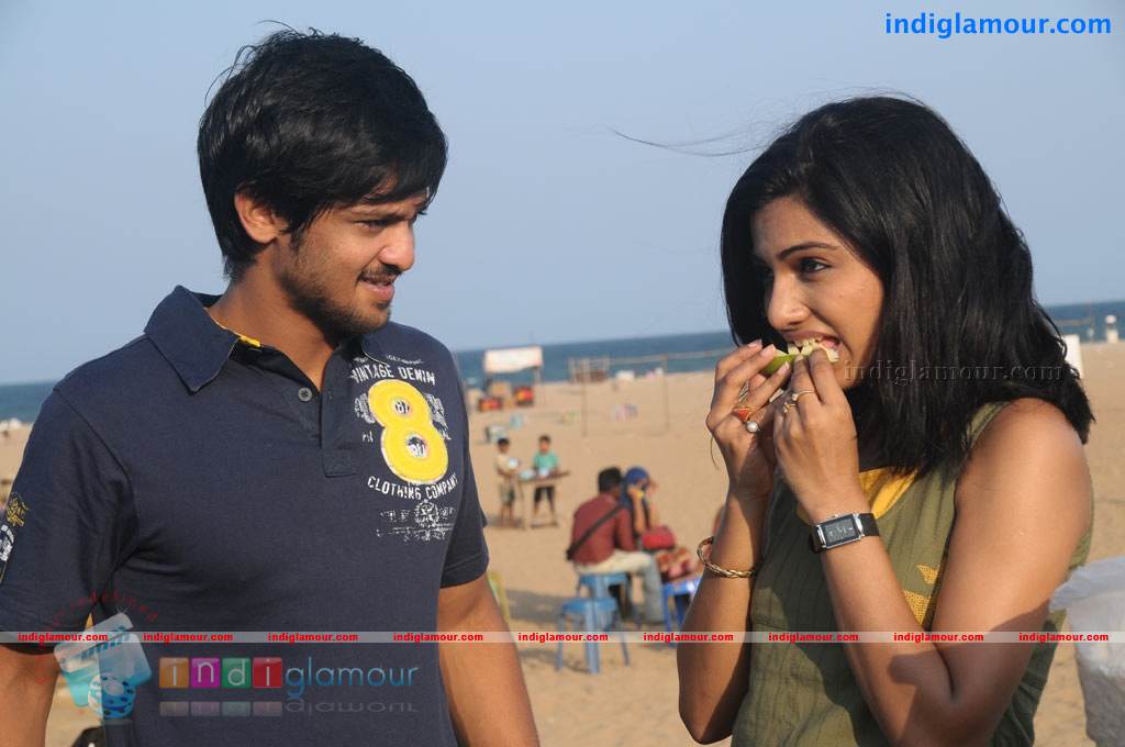Naan Rajavaga Pogiren Movie hd photo