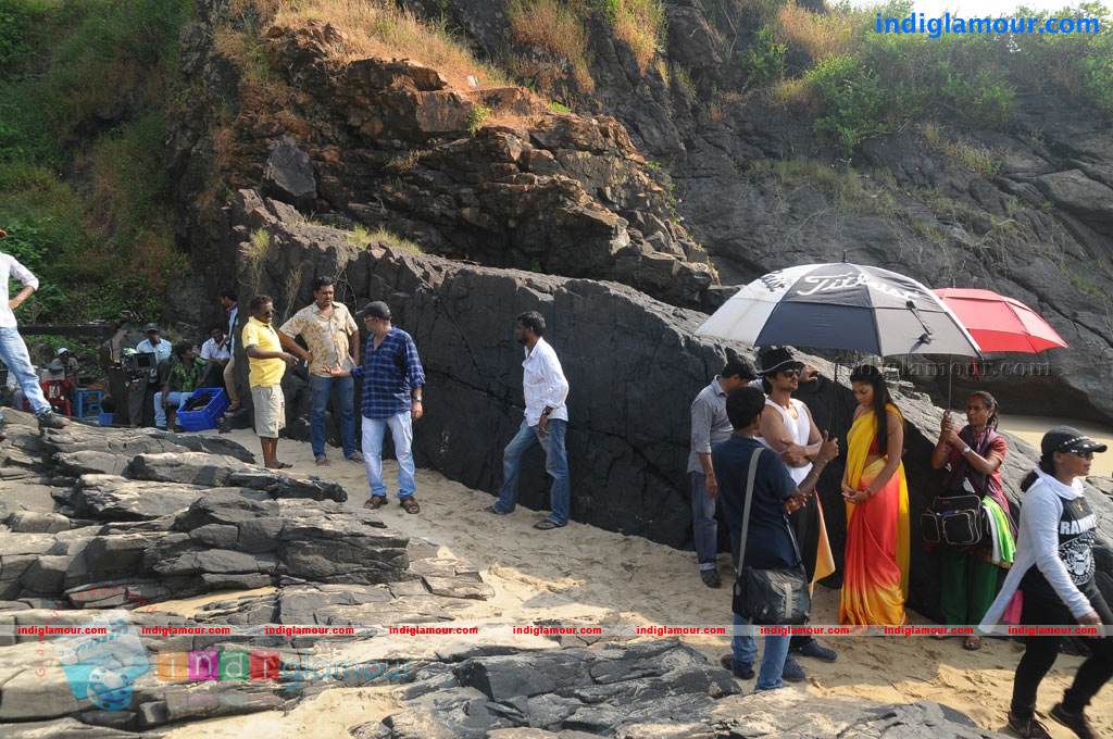 Naan Rajavaga Pogiren Movie hd photo