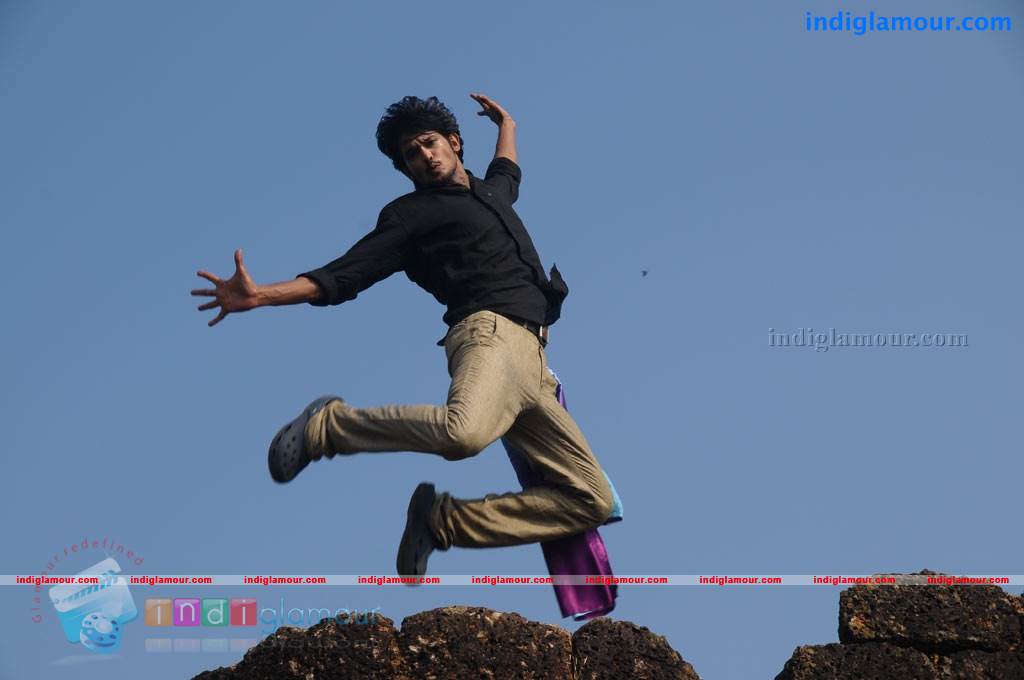 Naan Rajavaga Pogiren Movie hd photo