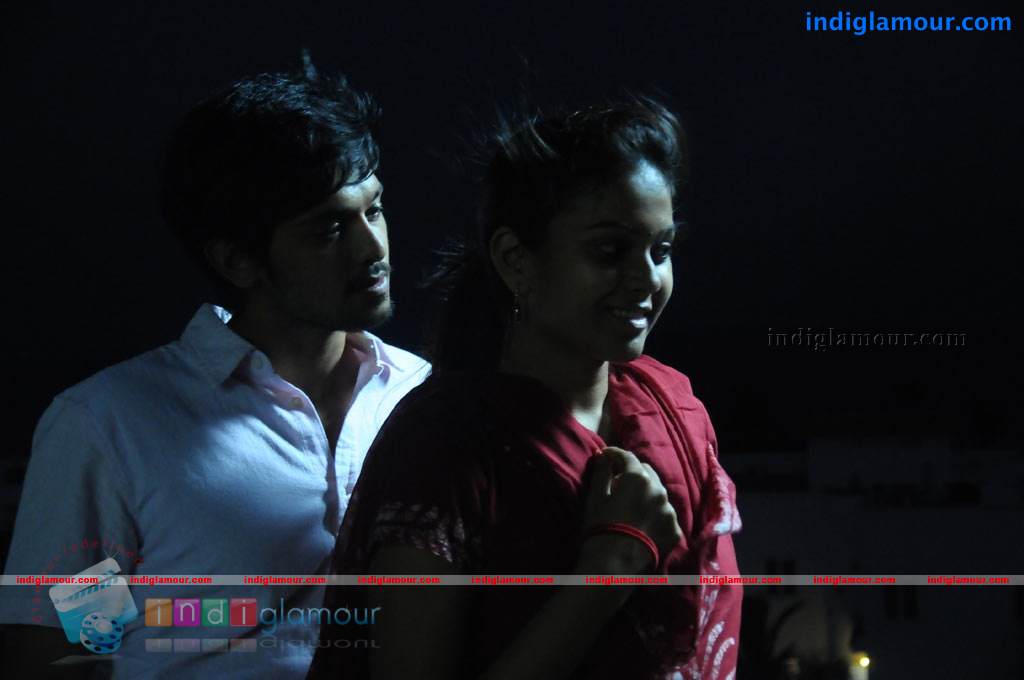 Naan Rajavaga Pogiren Movie hd photo