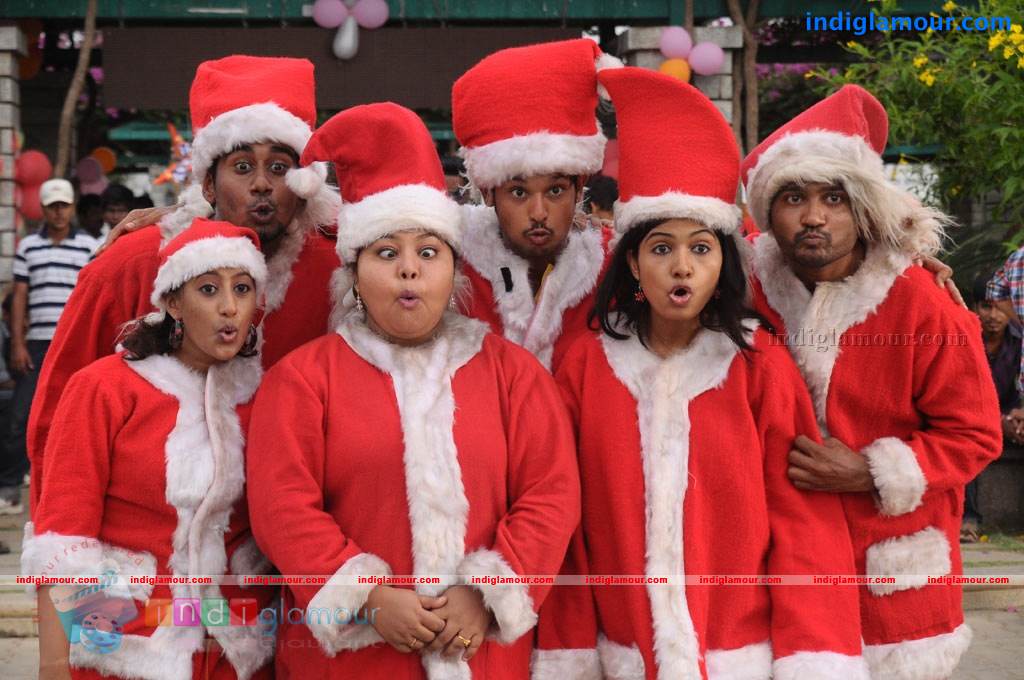 Naan Rajavaga Pogiren Movie hd photo