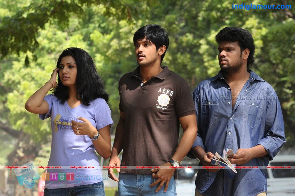 Naan Rajavaga Pogiren Movie hd photo