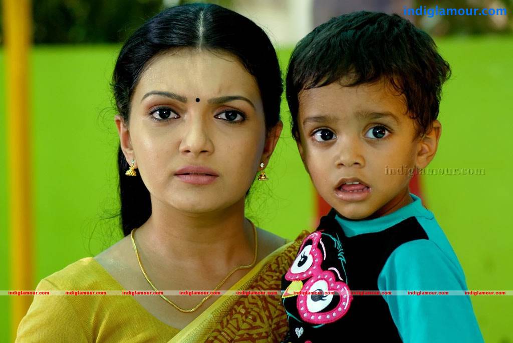 Kadhalai Thavira Veru Ondrum Illai Movie hd photo
