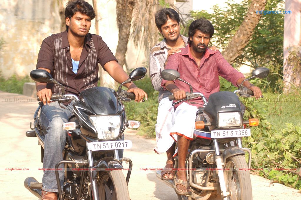 Manam Kothi Paravai Movie hd photo