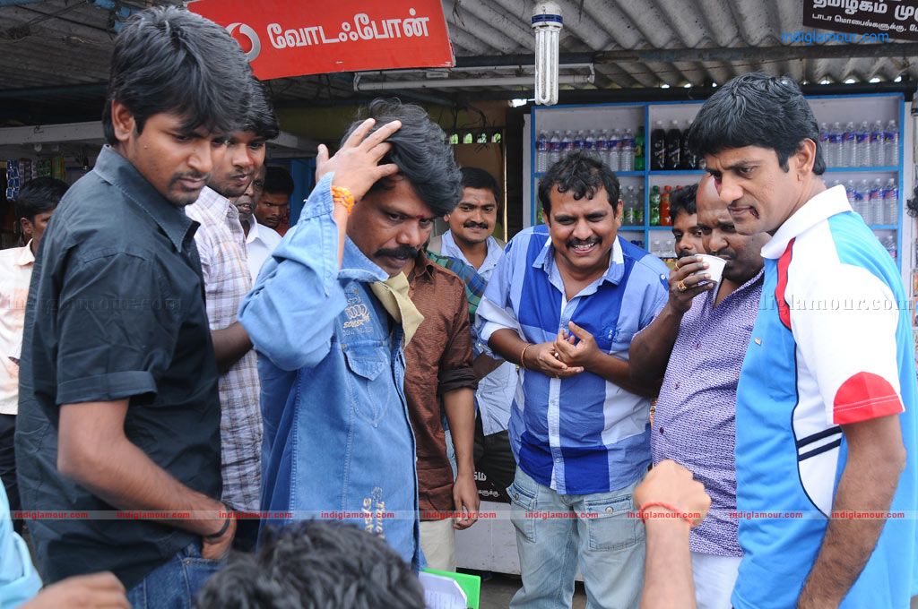 Manam Kothi Paravai Movie hd photo