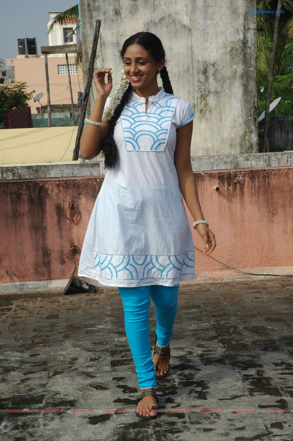 Neengatha Ennam Movie hd photo