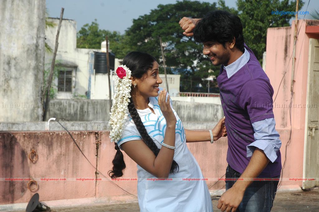 Neengatha Ennam Movie hd photo