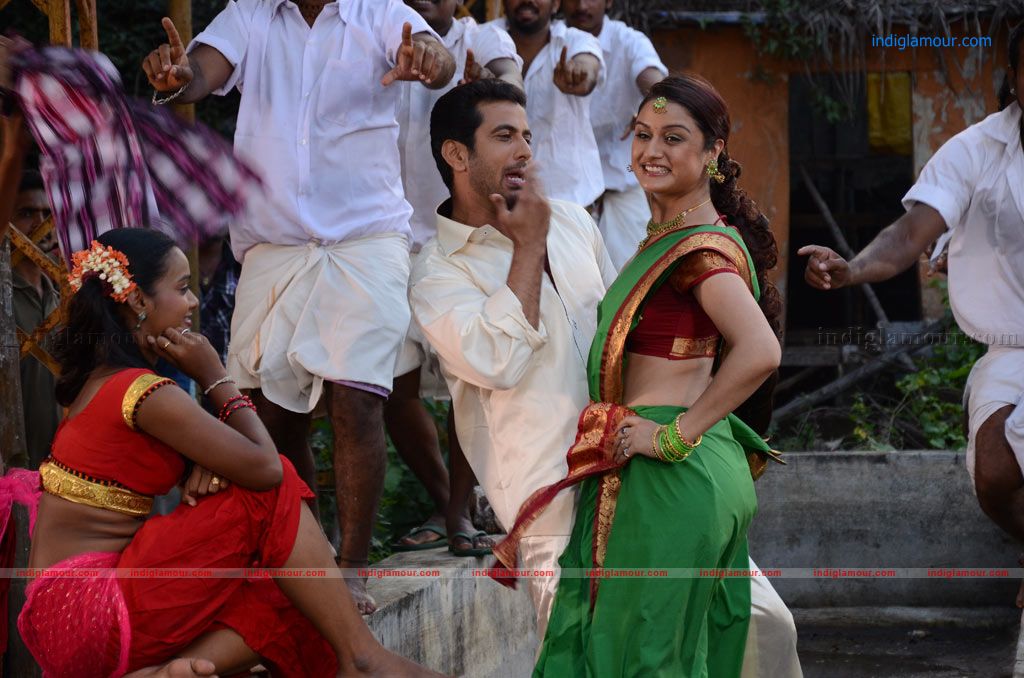 Oru Nadigayin Vakku Moolam Movie hd photo