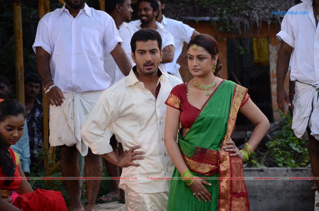Oru Nadigayin Vakku Moolam Movie hd photo