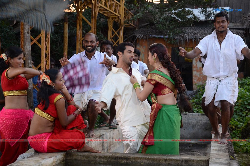 Oru Nadigayin Vakku Moolam Movie hd photo