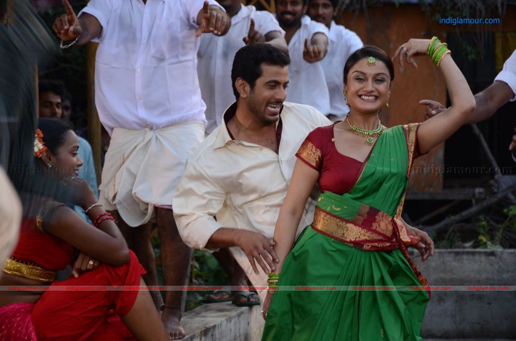 Oru Nadigayin Vakku Moolam Movie hd photo