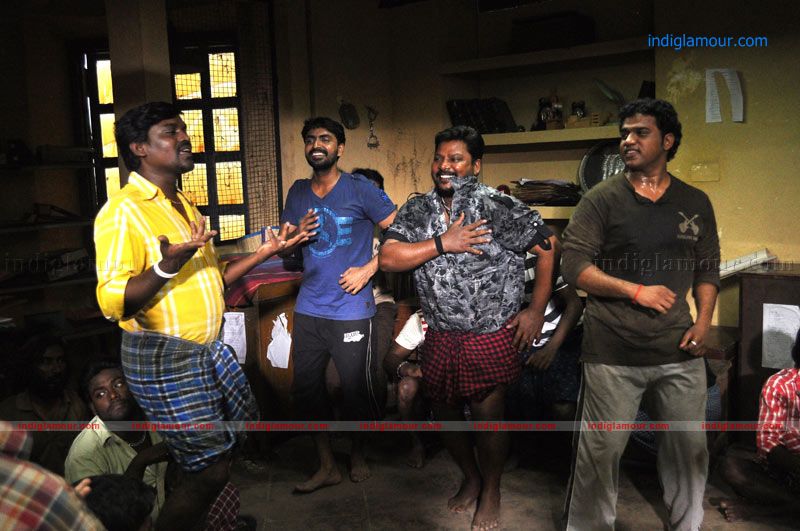 Pazhaya Vannarapettai Movie hd photo
