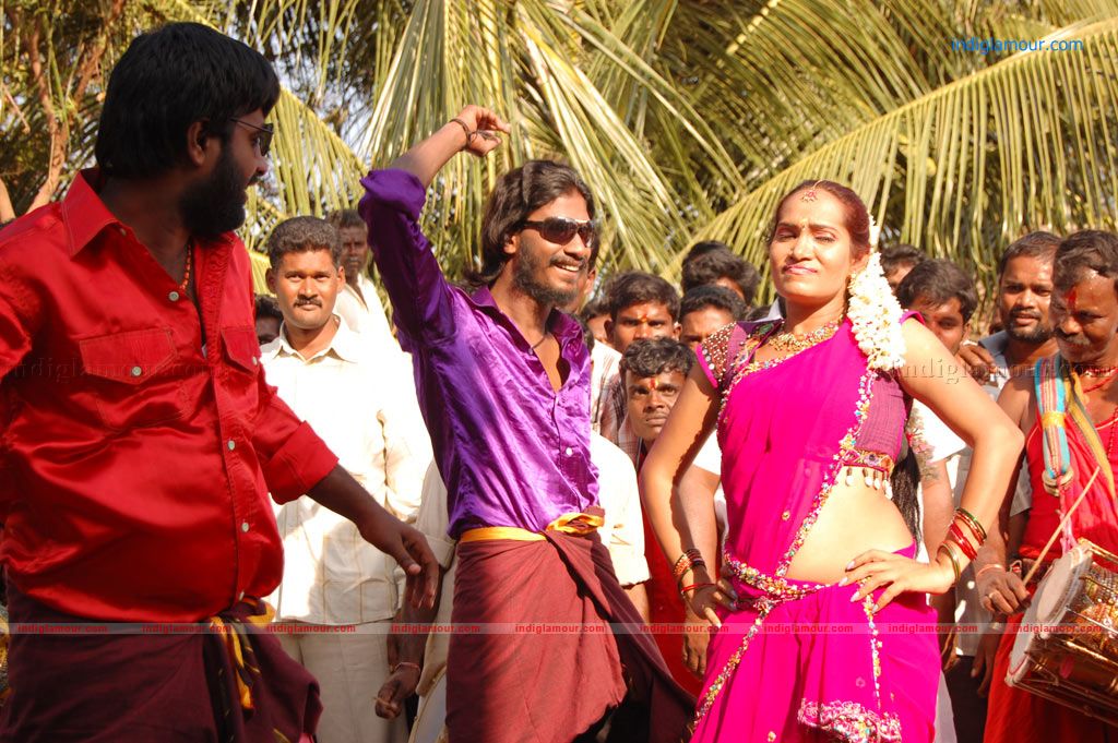 Ganja Koottam Movie hd photo