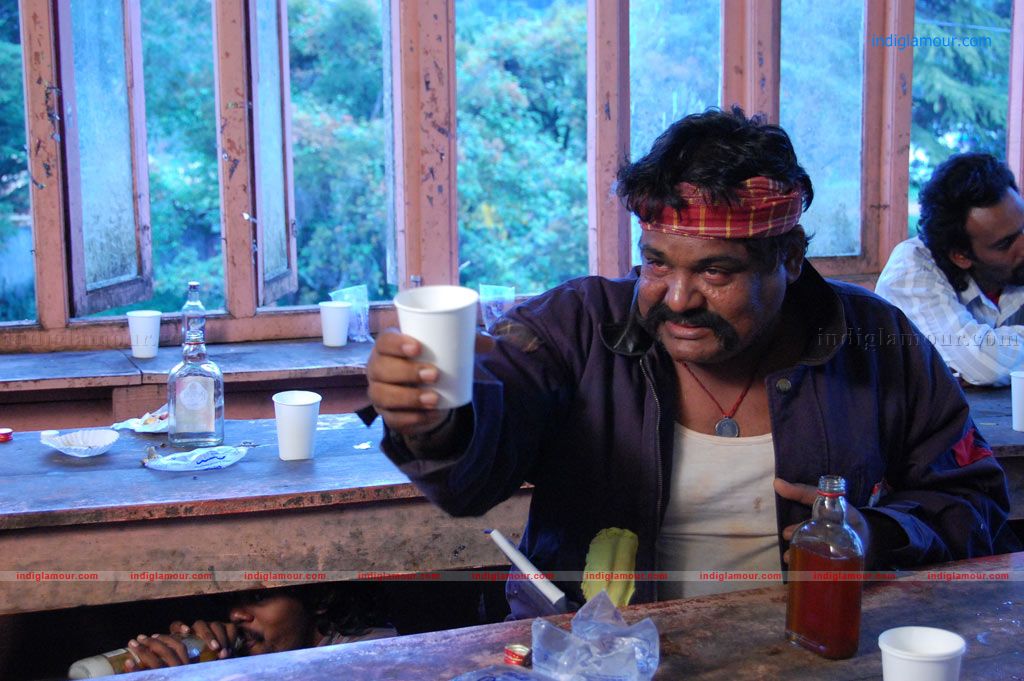 Kaadhal Paadhai Movie hd photo