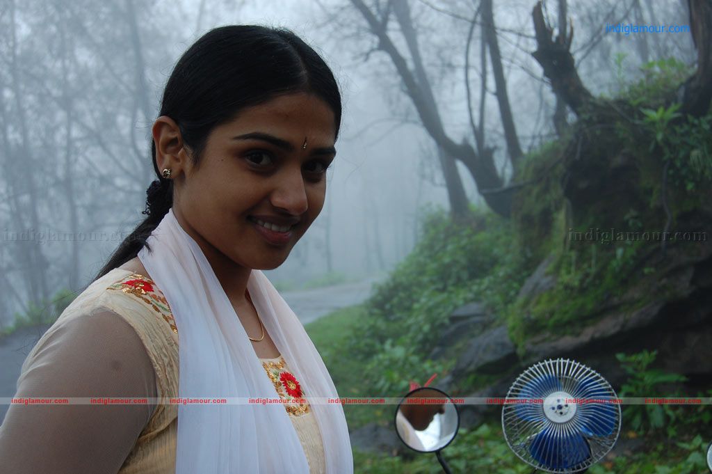 Kaadhal Paadhai Movie hd photo