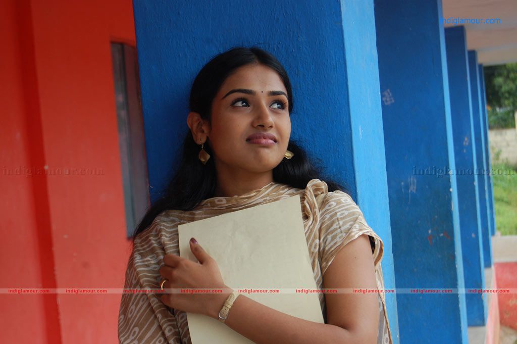 Kaadhal Paadhai Movie hd photo