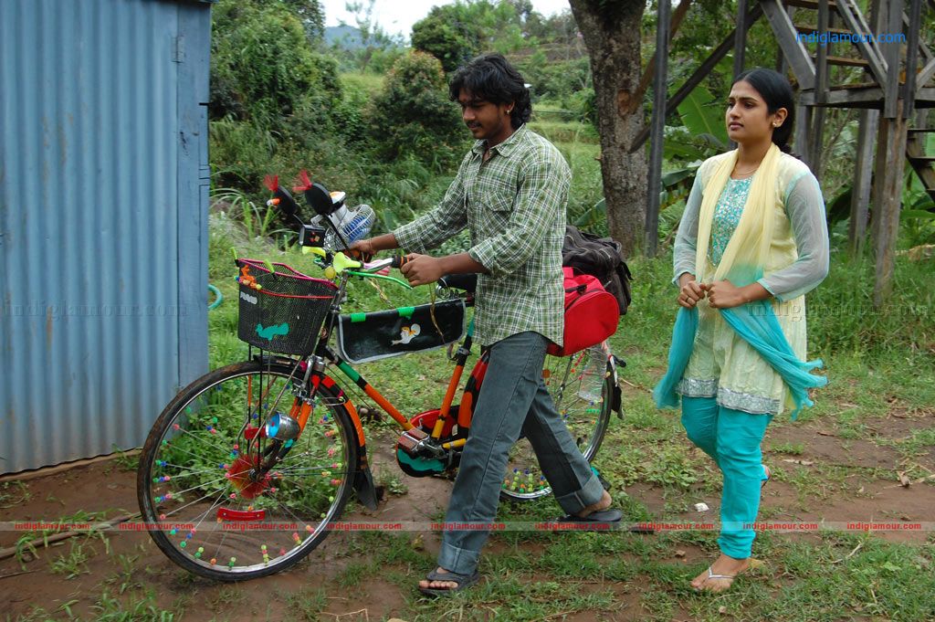 Kaadhal Paadhai Movie hd photo