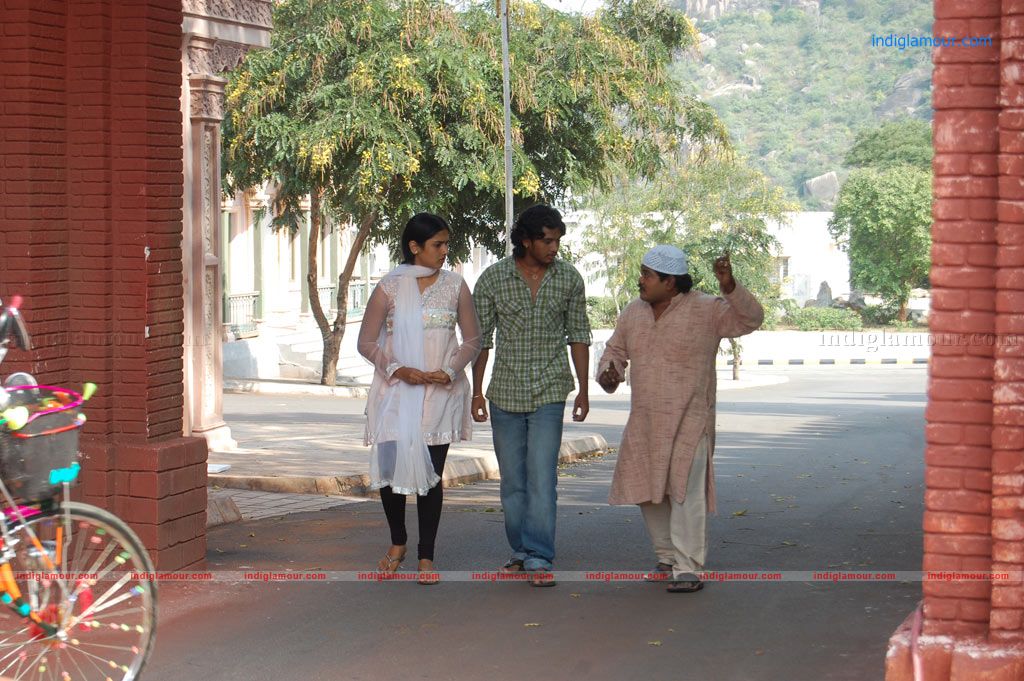 Kaadhal Paadhai Movie hd photo