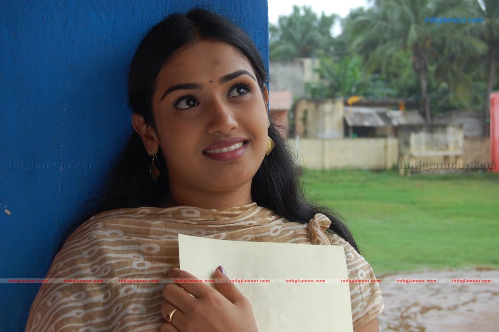 Kaadhal Paadhai Movie hd photo