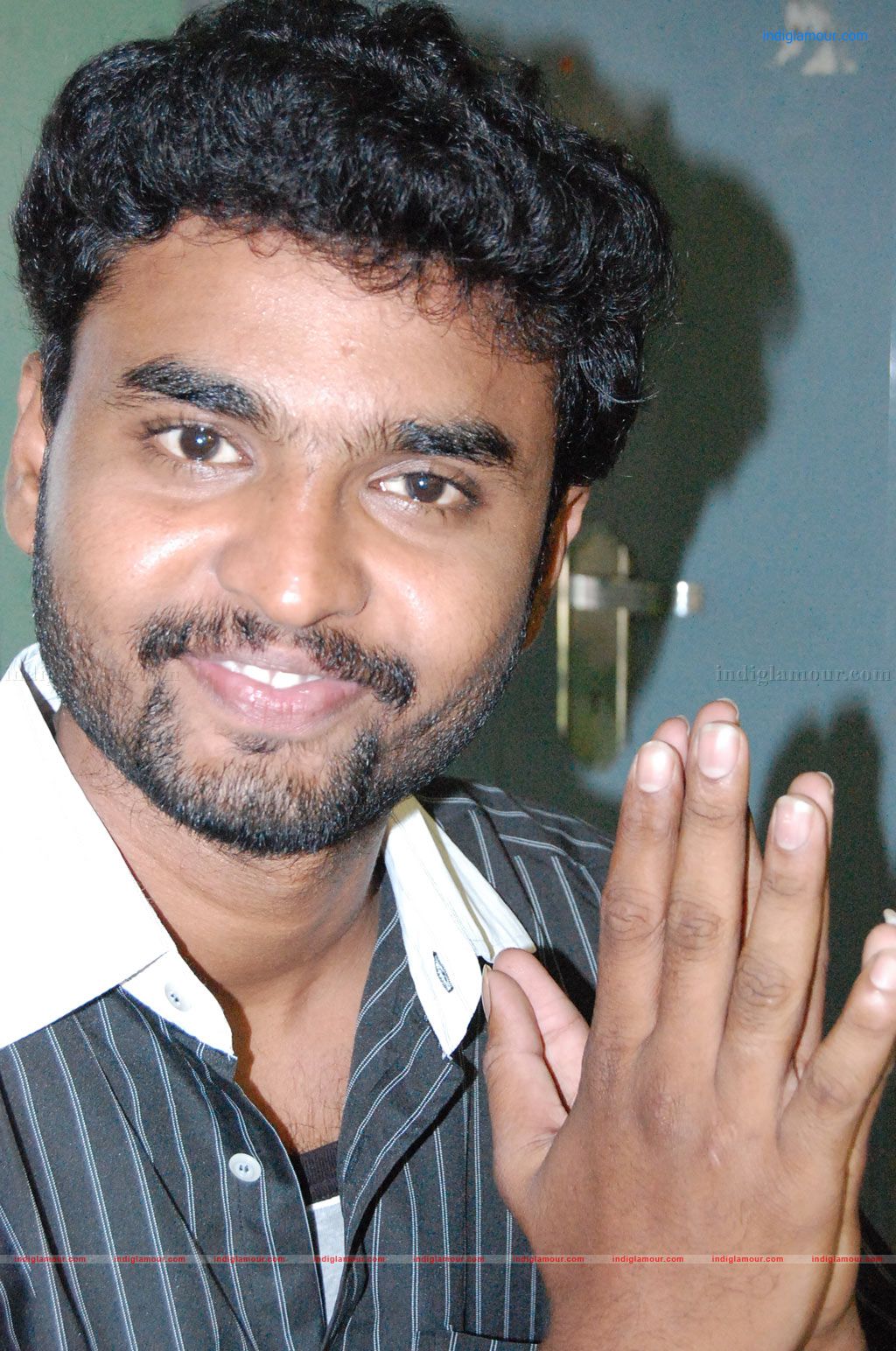 Nila Meethu Kadhal Movie hd photo