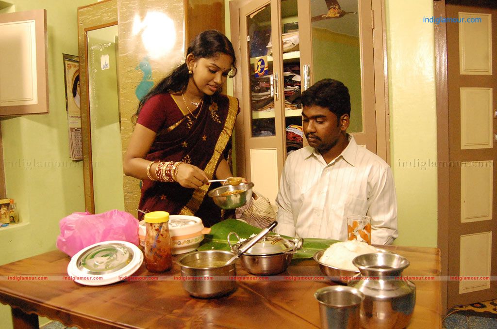 Nila Meethu Kadhal Movie hd photo