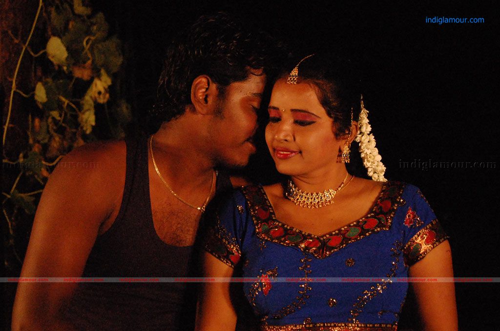 Nila Meethu Kadhal Movie hd photo