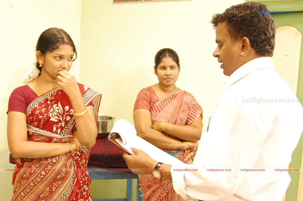 Nila Meethu Kadhal Movie hd photo