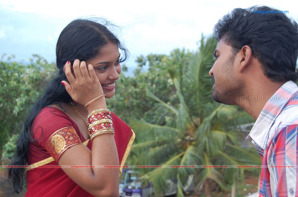 Nila Meethu Kadhal Movie hd photo
