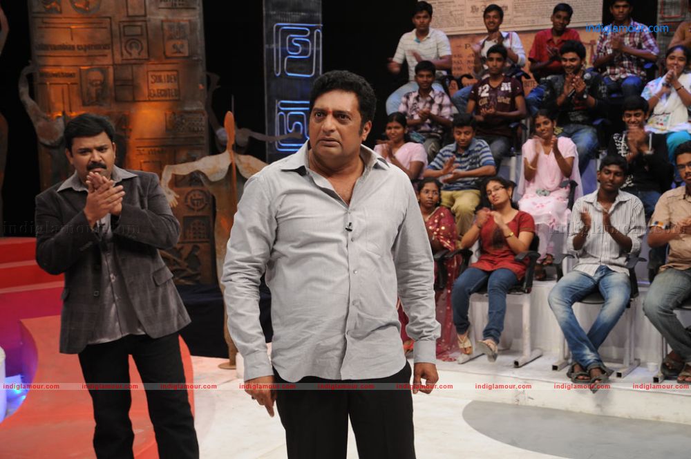 Dhoni Movie hd photo