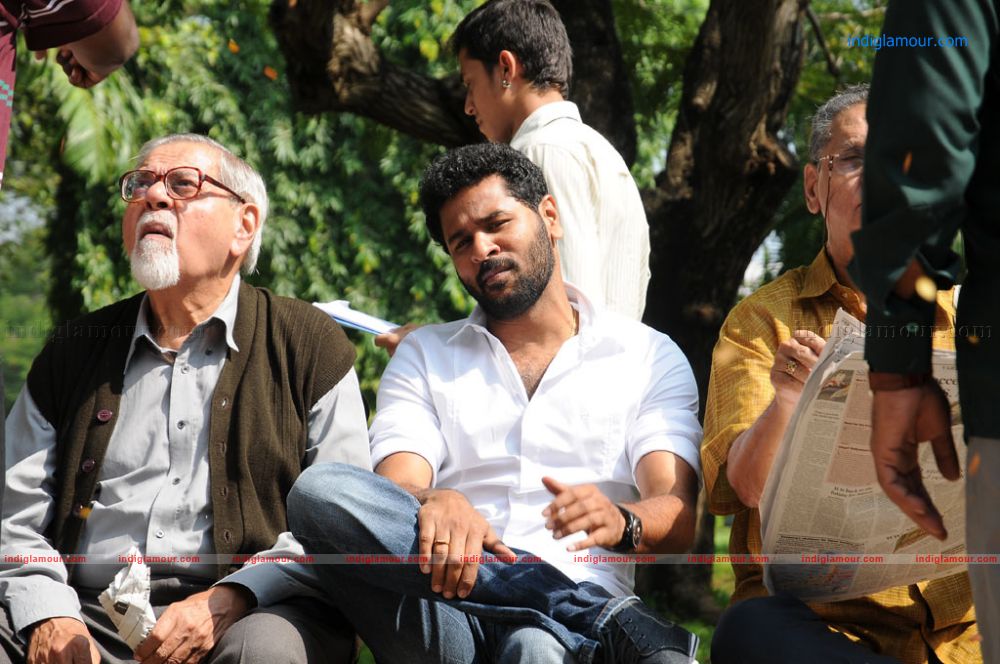 Dhoni Movie hd photo
