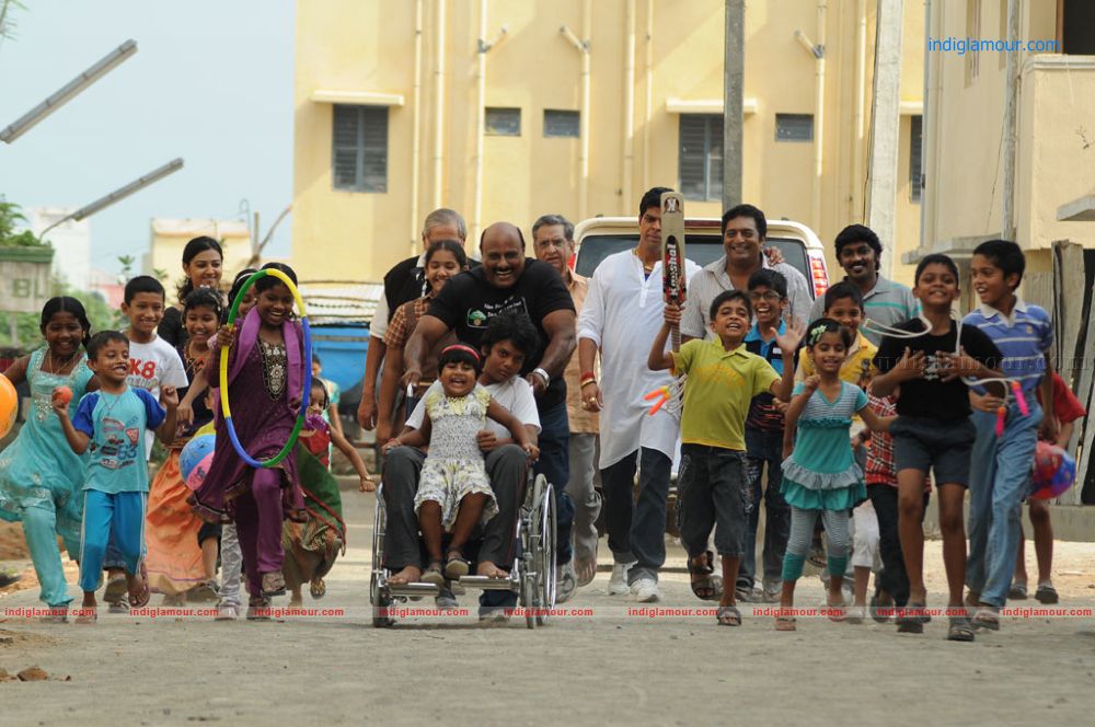 Dhoni Movie hd photo