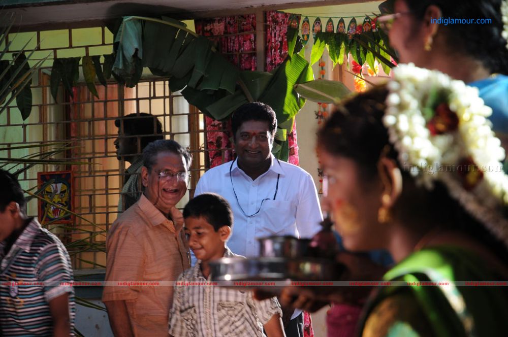 Dhoni Movie hd photo