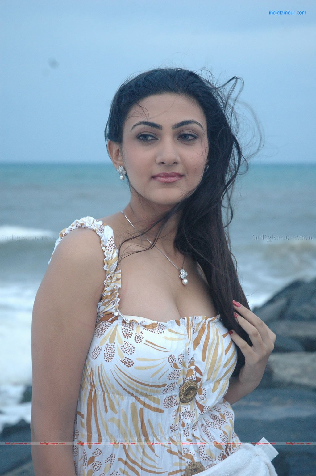 Unnodu Oru Naal Movie hd photo