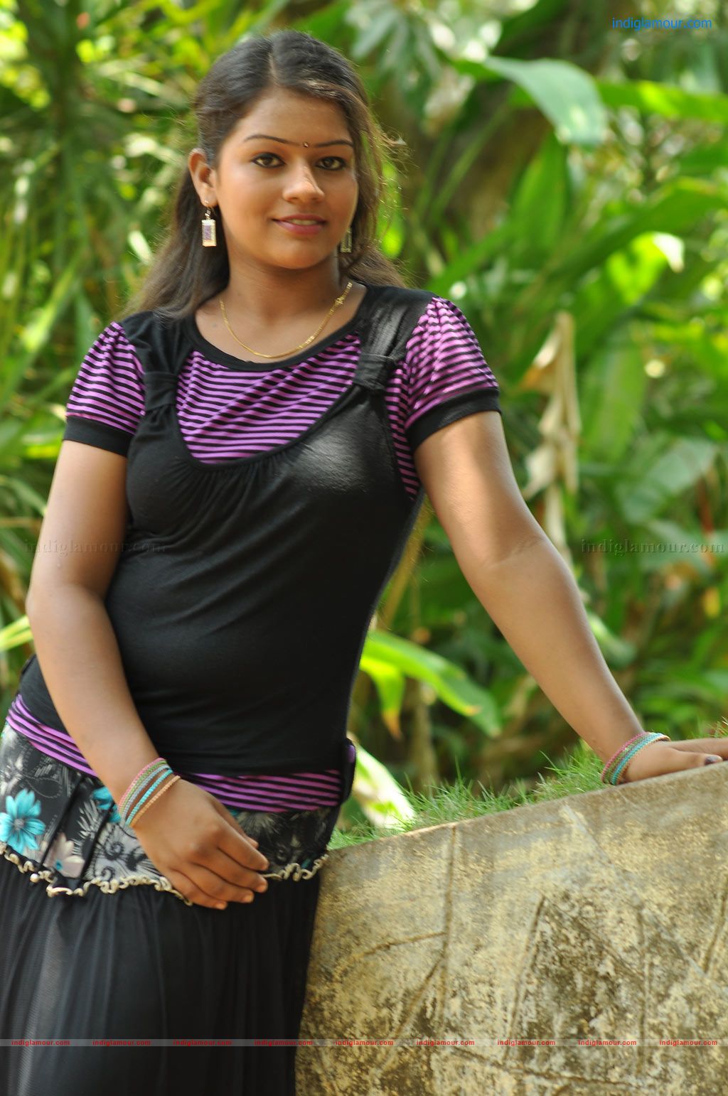 Selathuponnu Movie hd photo