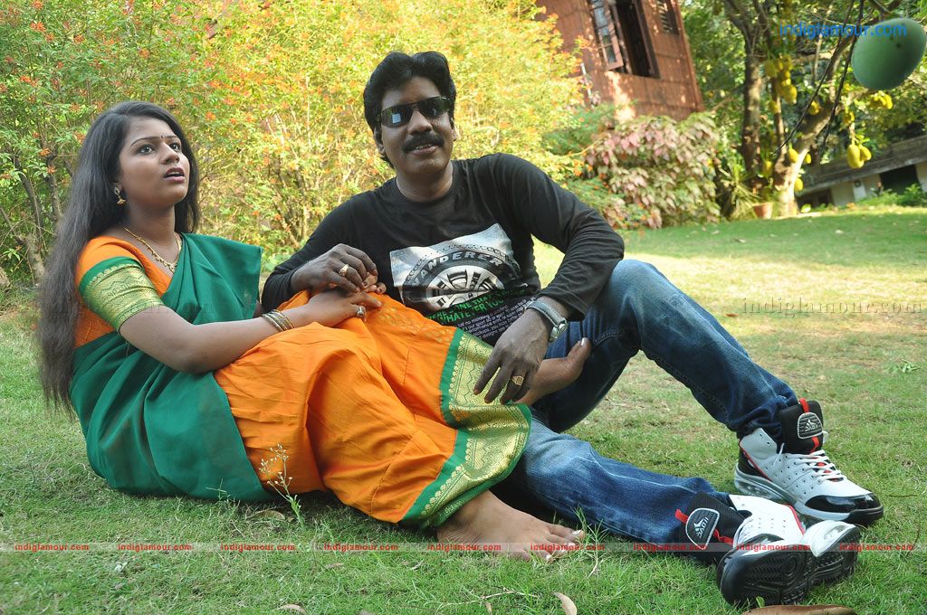 Selathuponnu Movie hd photo