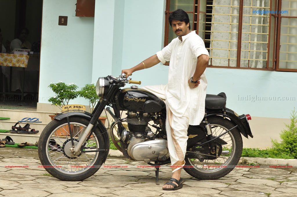 Chatriyavamsam Movie hd photo