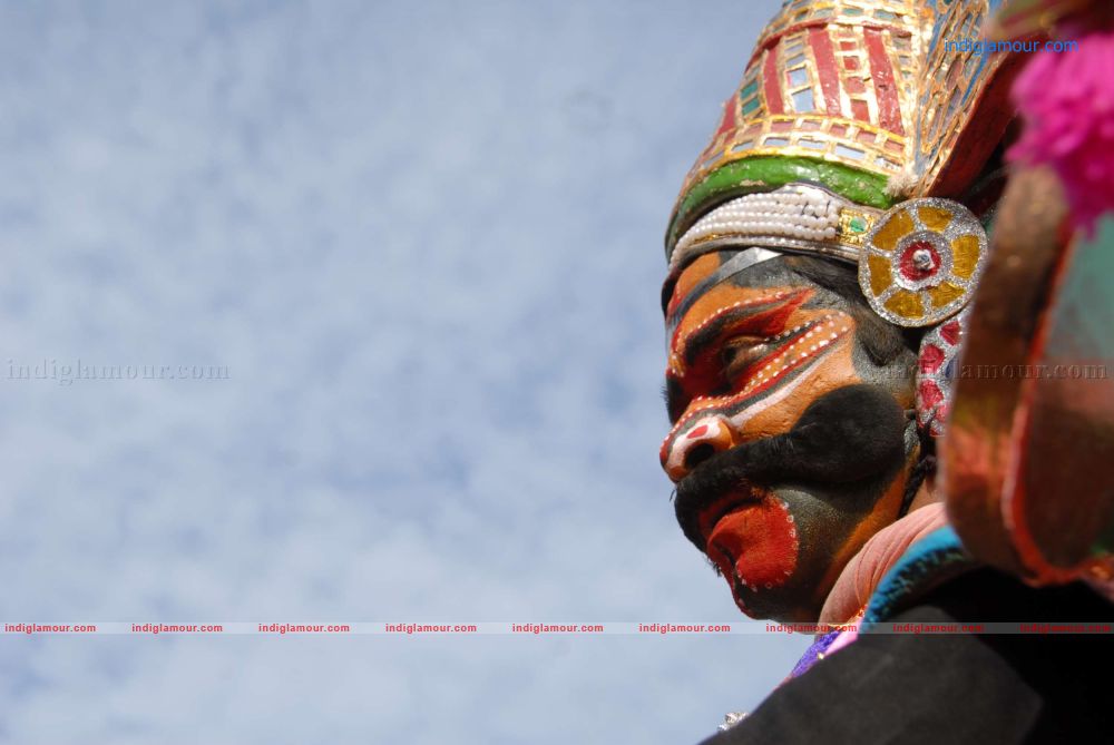 Dharani Movie hd photo