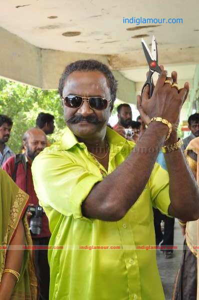 Puthumukhangal Thevai Movie hd photo