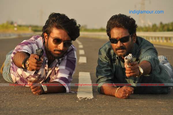 Puthumukhangal Thevai Movie hd photo