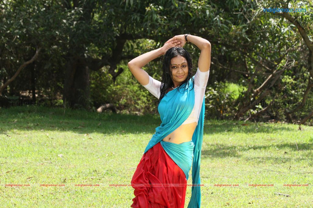 Vettaiyaadu Movie hd photo