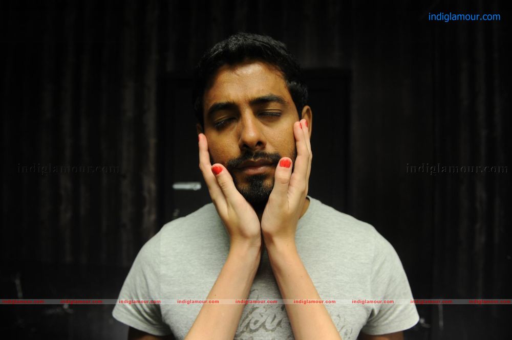 Maalai Pozhudhin Mayakathile Movie hd photo