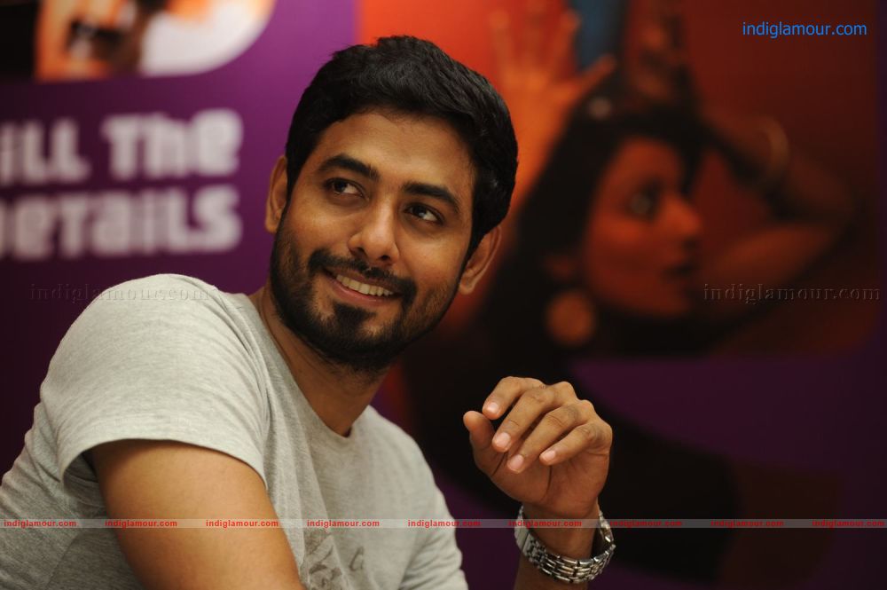 Maalai Pozhudhin Mayakathile Movie hd photo