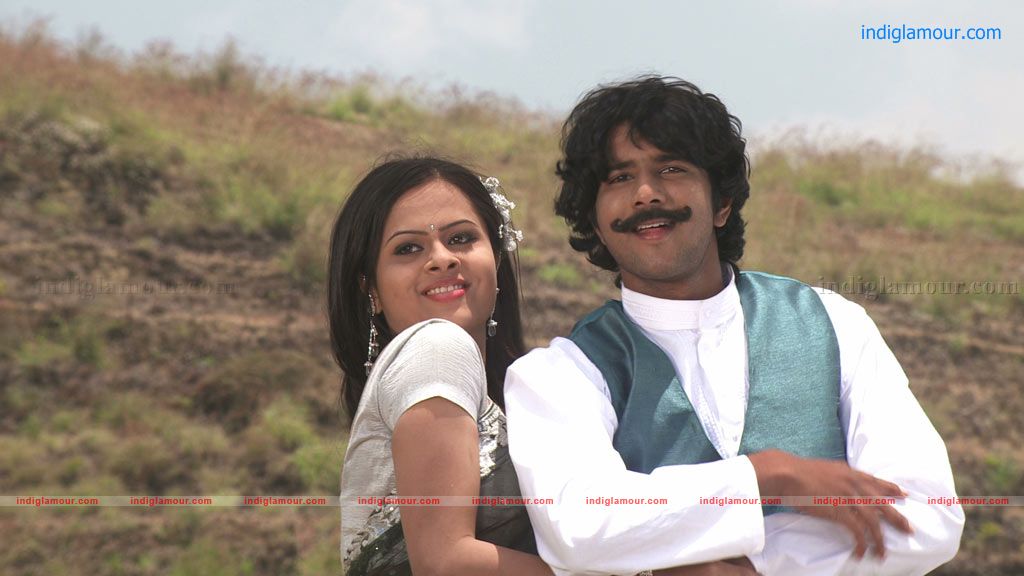 Naanum En Jamunavum Movie hd photo
