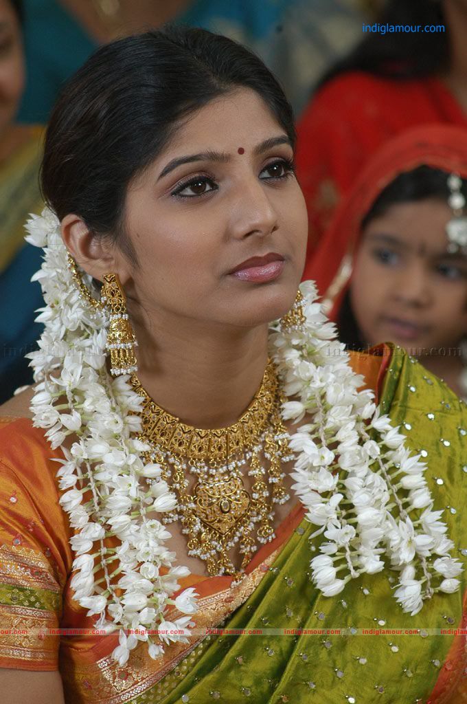 Marupadiyum Oru Kadhal Movie hd photo