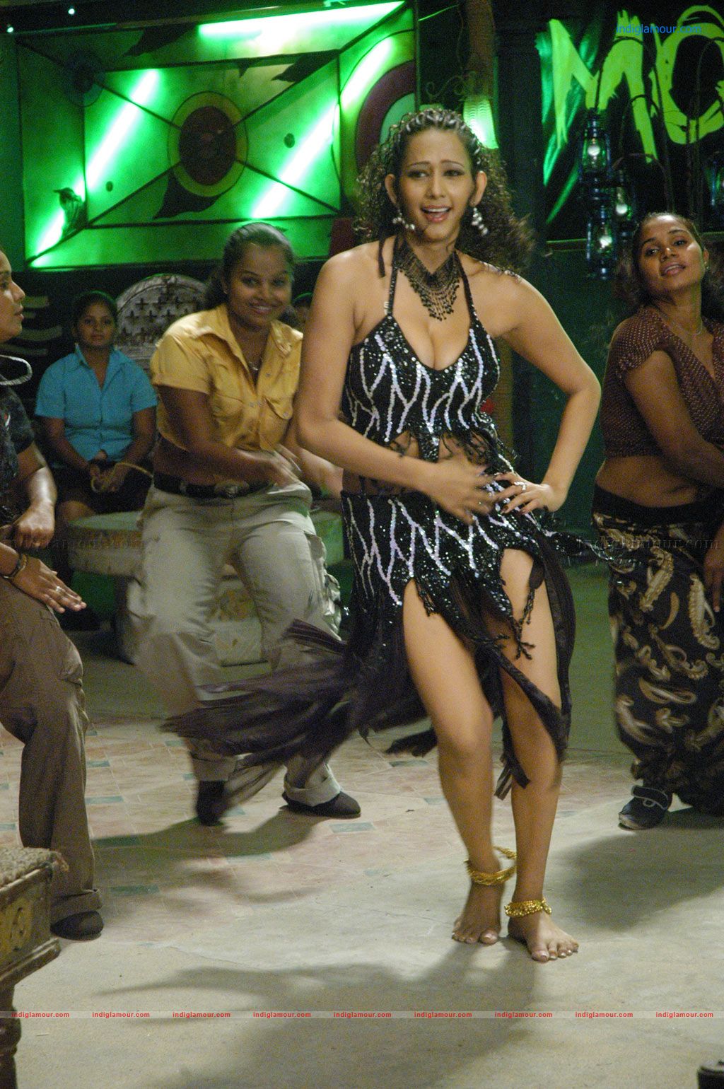 Marupadiyum Oru Kadhal Movie hd photo