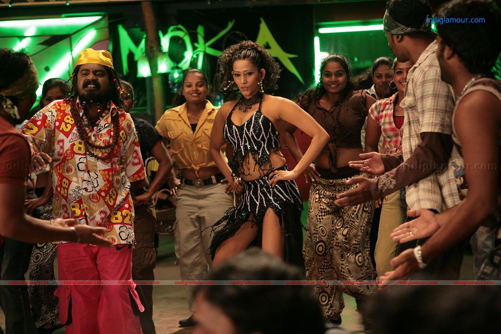 Marupadiyum Oru Kadhal Movie hd photo