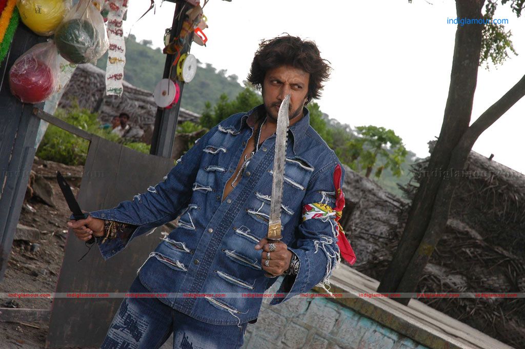 Koruku Pettai Coolie Movie hd photo