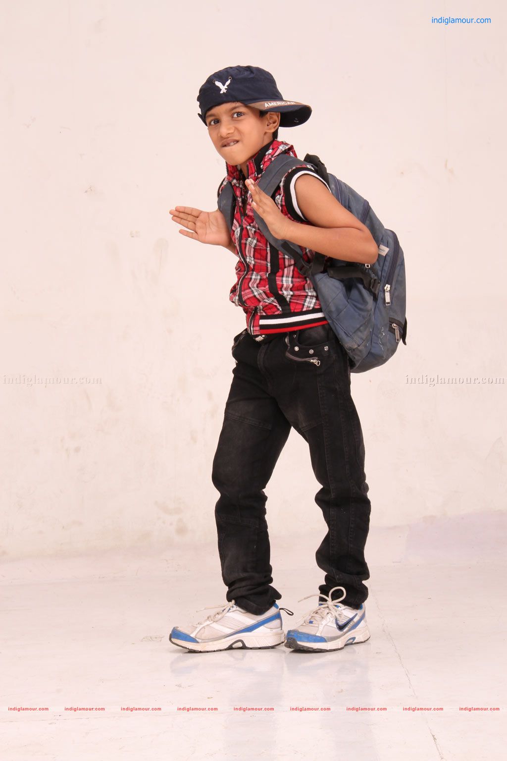 Chutty Paiyanum Nanghu Thirudargalum Movie hd photo